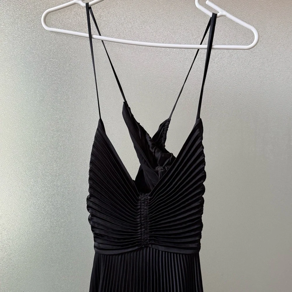 A.L.C. Aries Satin Pleated Maxi Dress Black Sz 6 - Picture 5 of 9